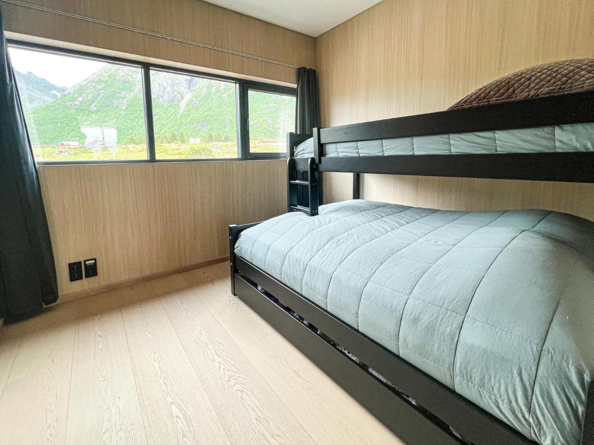New Luxury Near Henningsvaer Lofoten Шале